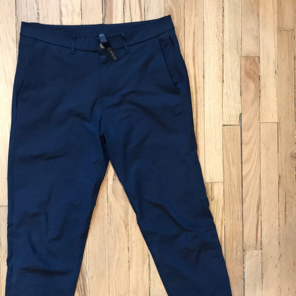 Lululemon ABC Commission Slim